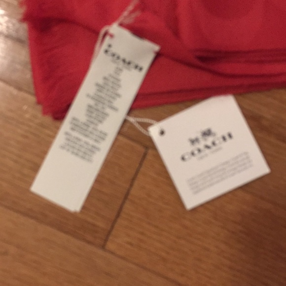 Coach signature wool+silk scarf - Picture 6 of 6